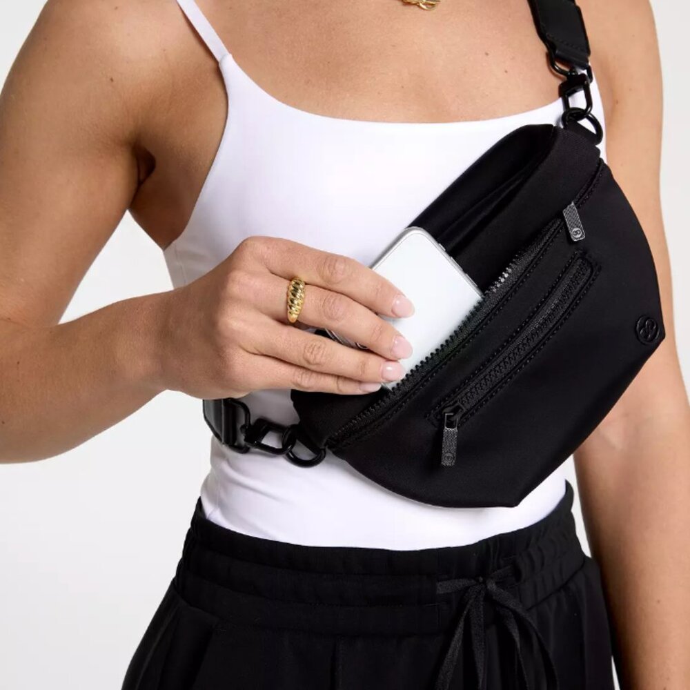 NEW Women's Journey Belt Bag Callia Crossbody Utility Sport BLACK - Picture 2 of 9